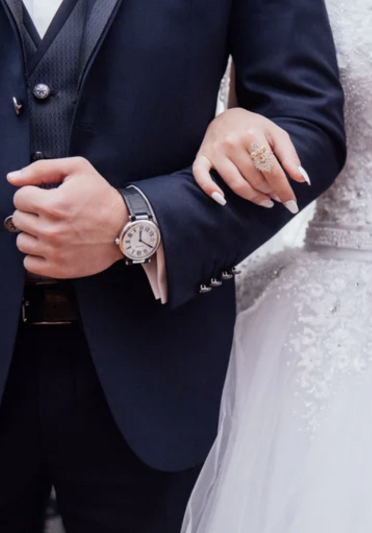 Smoking na svadbu: Ako ho vybrať a nosiť