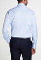 ETERNA Modern Fit svetlo modrá nie presvitajúca košeľa Non Iron - Predľžený rukáv 68 cm