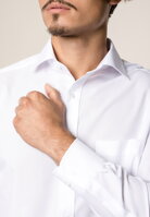 Nekrčivá biela košeľa ETERNA v spoločenskom & Smart Casual štýlu