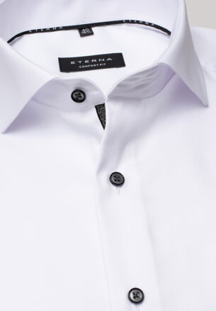 ETERNA Comfort Fit pánska košeľa biela nie presvitajúca s čiernými gombíkmi Non iron